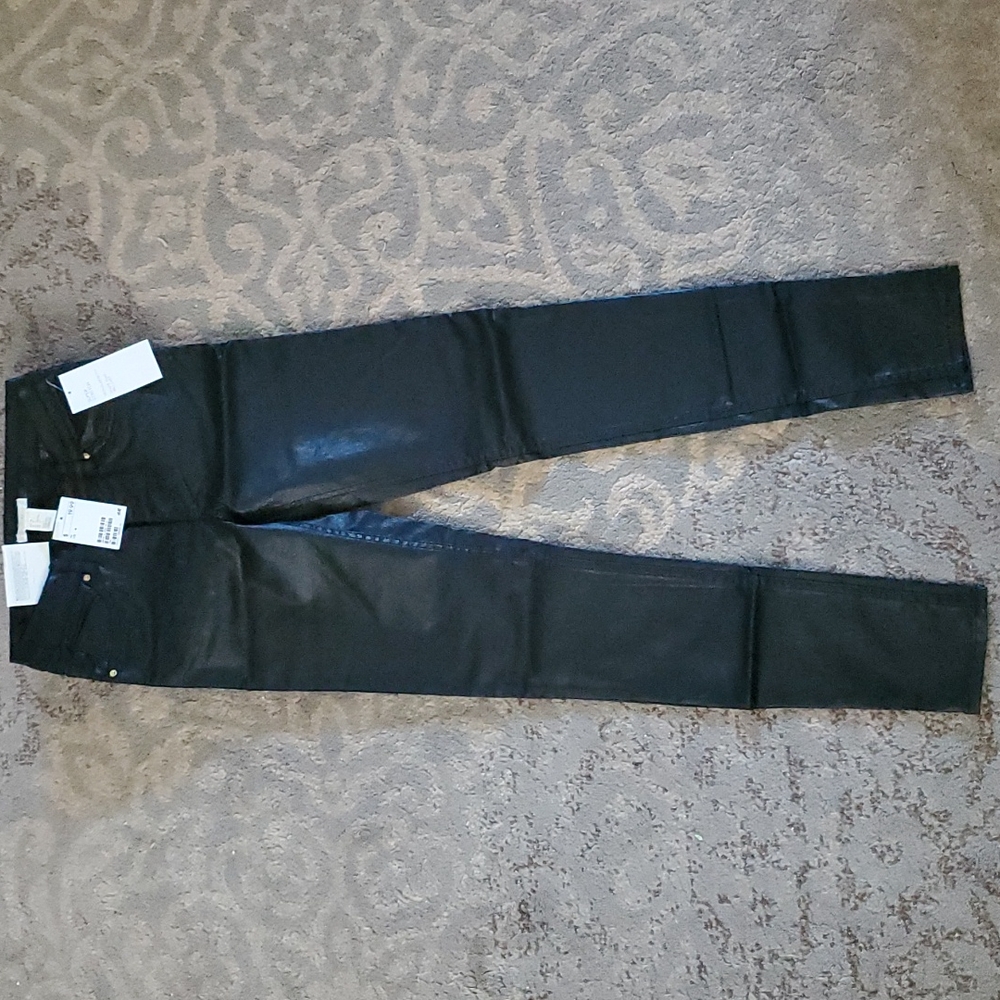 Black liquid pant